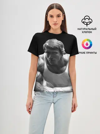 Женская базовая футболка / Злой Арнольд