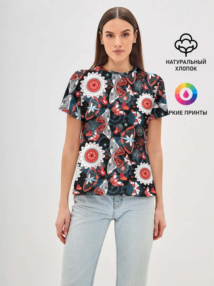 Женская базовая футболка / Паттерн из Бабочек с Цветами