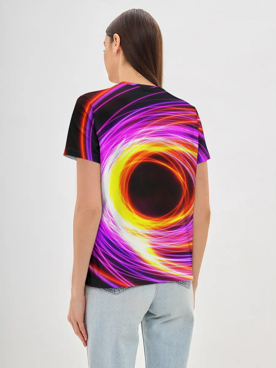 Женская базовая футболка / ИСКРЫ