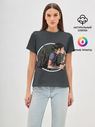 Женская базовая футболка / Крадущаяся Элли