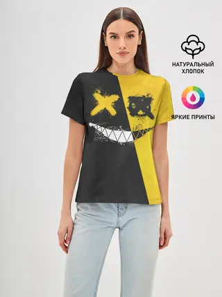 Женская базовая футболка / Yellow and Black Emoji