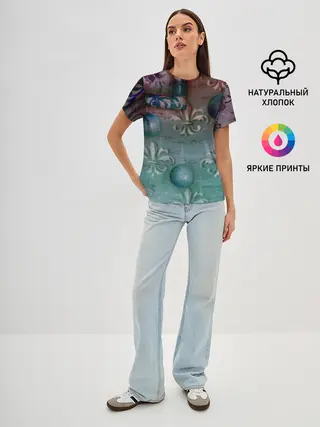 Женская базовая футболка / Объемная абстракция - Флер-де-лис