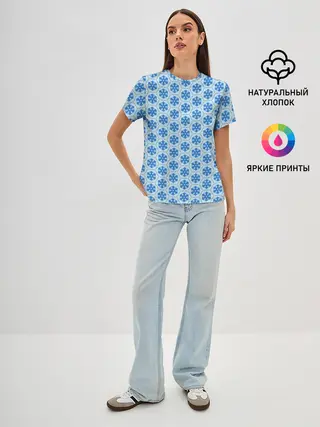 Женская базовая футболка / Снежинки