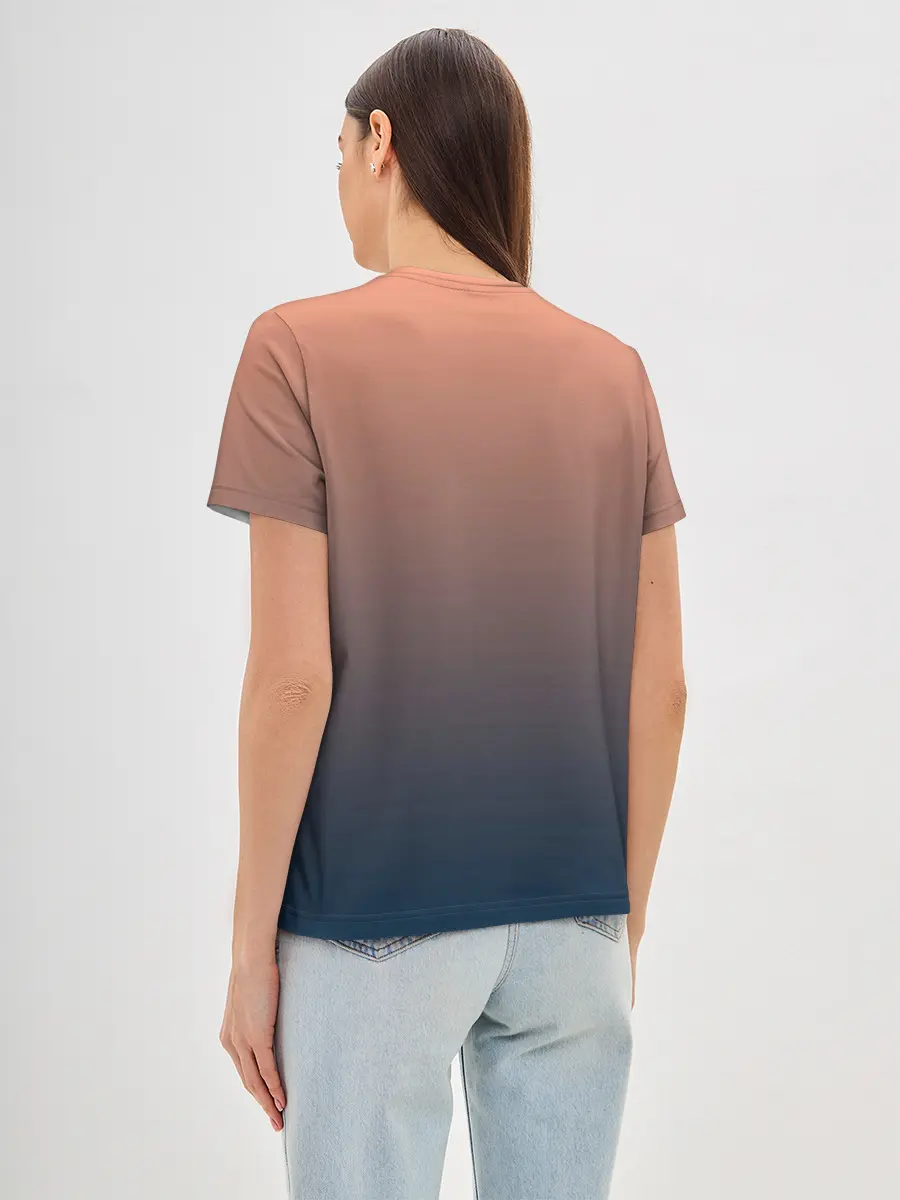 Женская базовая футболка / PREDAWN GRADIENT