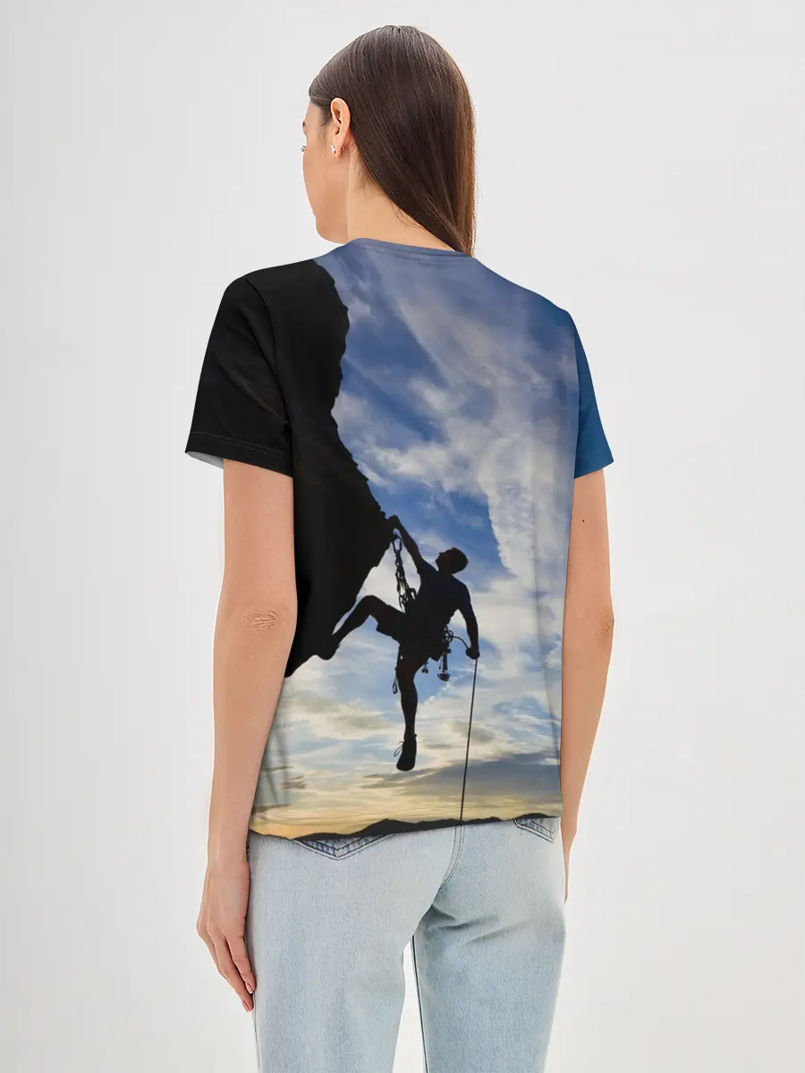 Женская базовая футболка / climbing