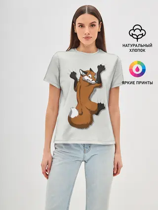 Женская базовая футболка / Лис Вцепился