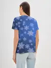Женская базовая футболка / Снежинки.