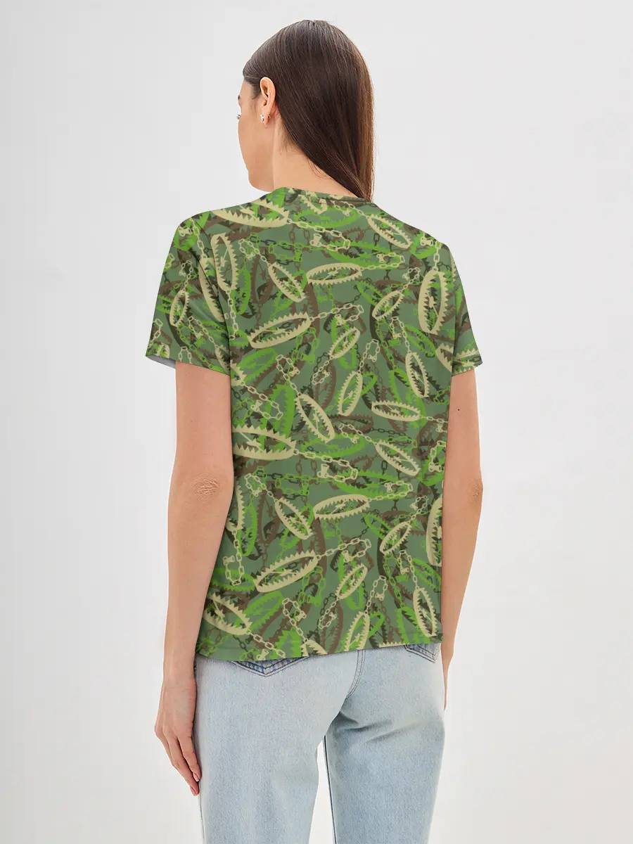 Женская базовая футболка / Капканы