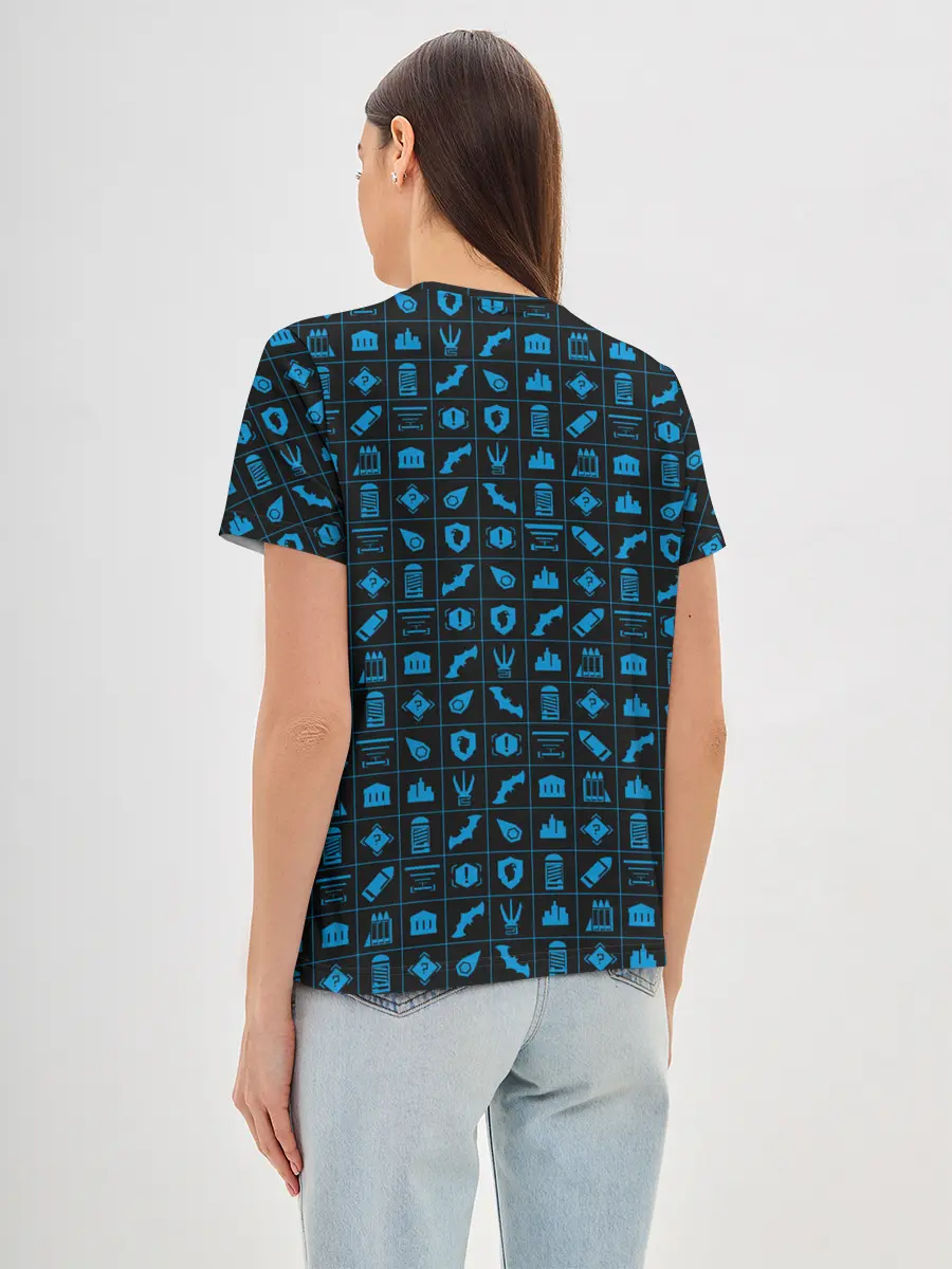 Женская базовая футболка / Batman pattern