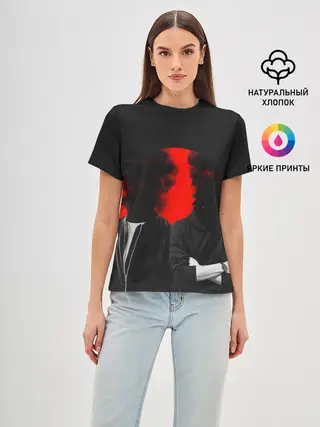 Женская базовая футболка / Дымится голова