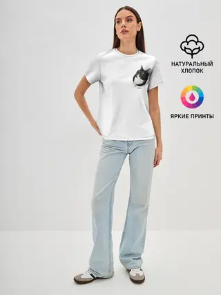 Женская базовая футболка / КОТ В СЕРДЦЕ