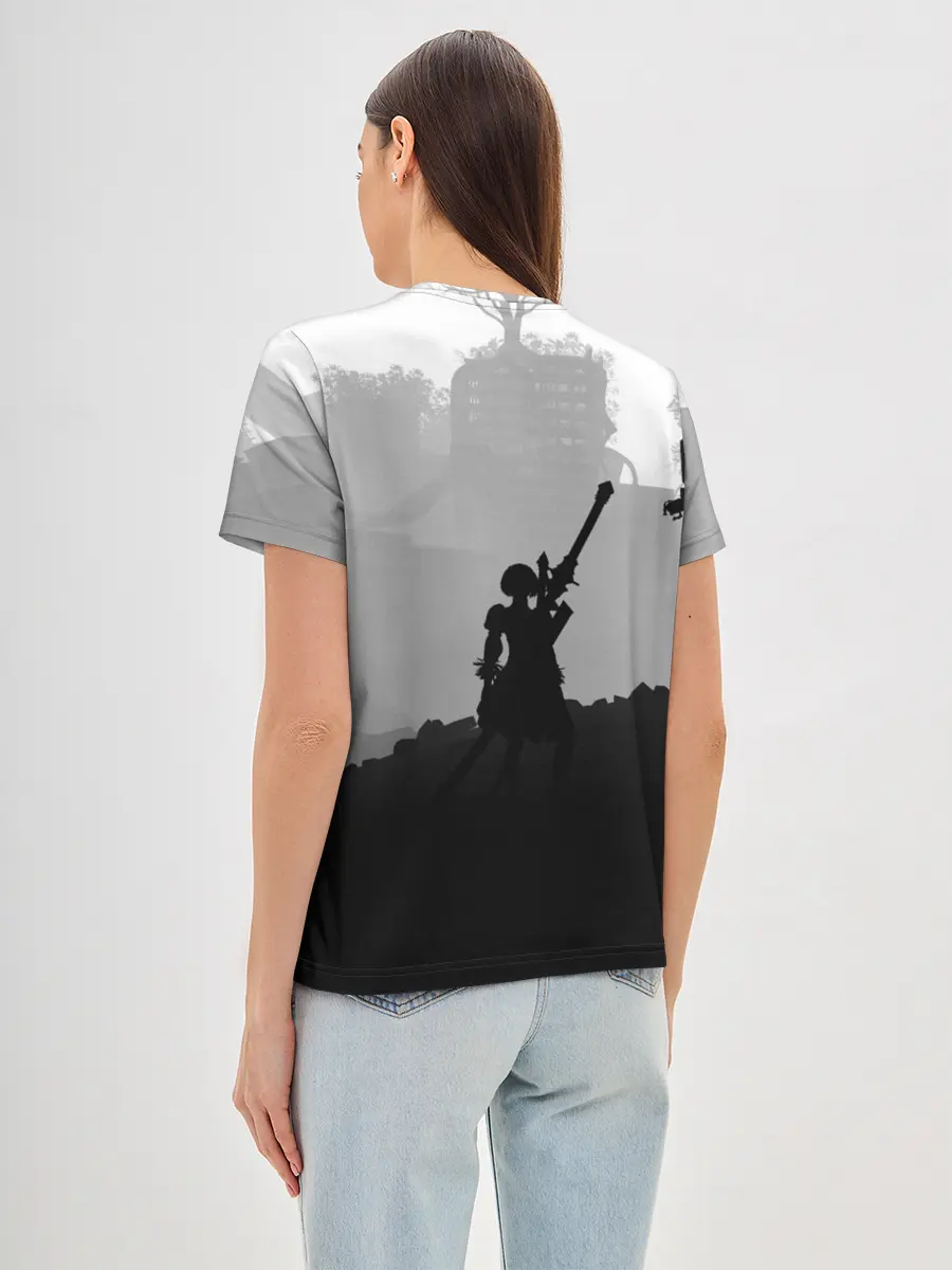 Женская базовая футболка / Nier Automata