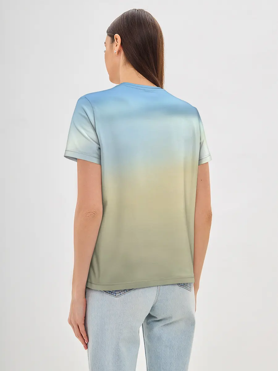 Женская базовая футболка / Как приручить дракона