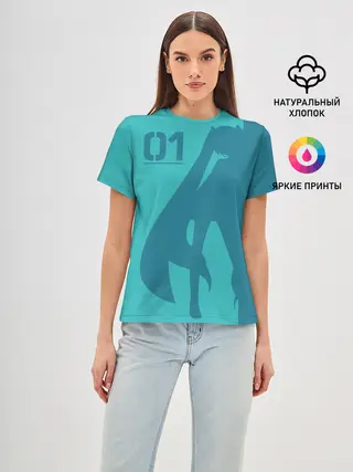 Женская базовая футболка / Хацуне Мику 01