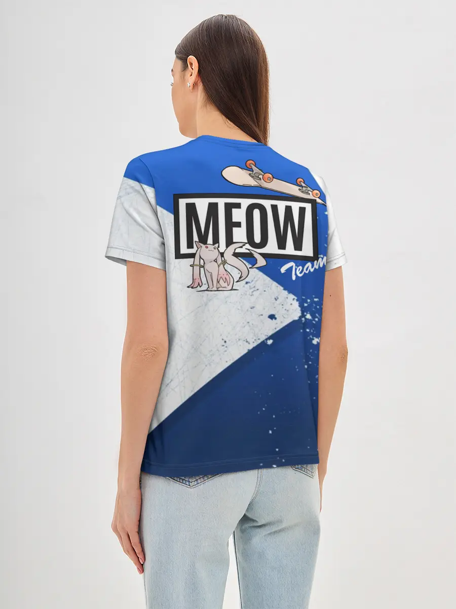 Женская базовая футболка / Meow team