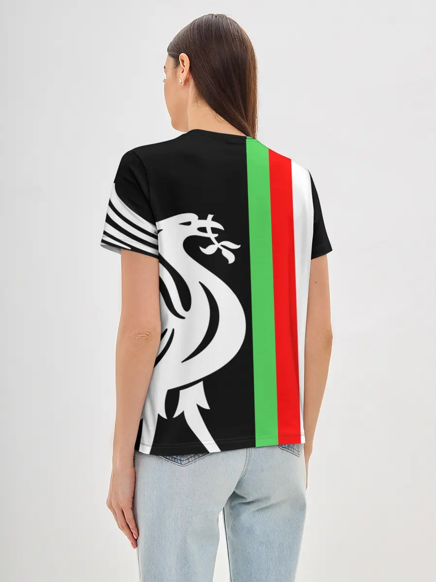 Женская базовая футболка / Liverpool