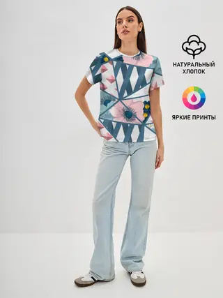 Женская базовая футболка / Геометрия цветов
