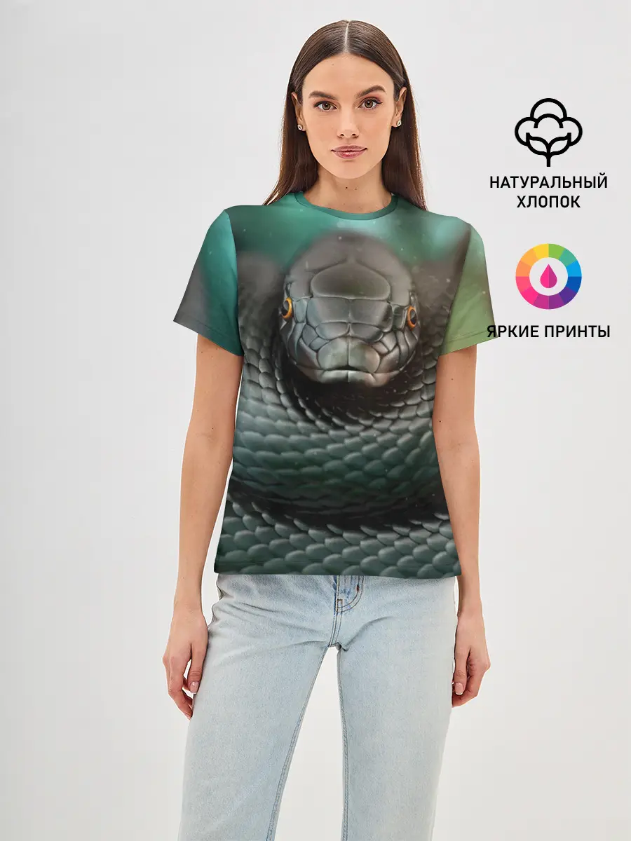 Женская базовая футболка / Чёрная мамба