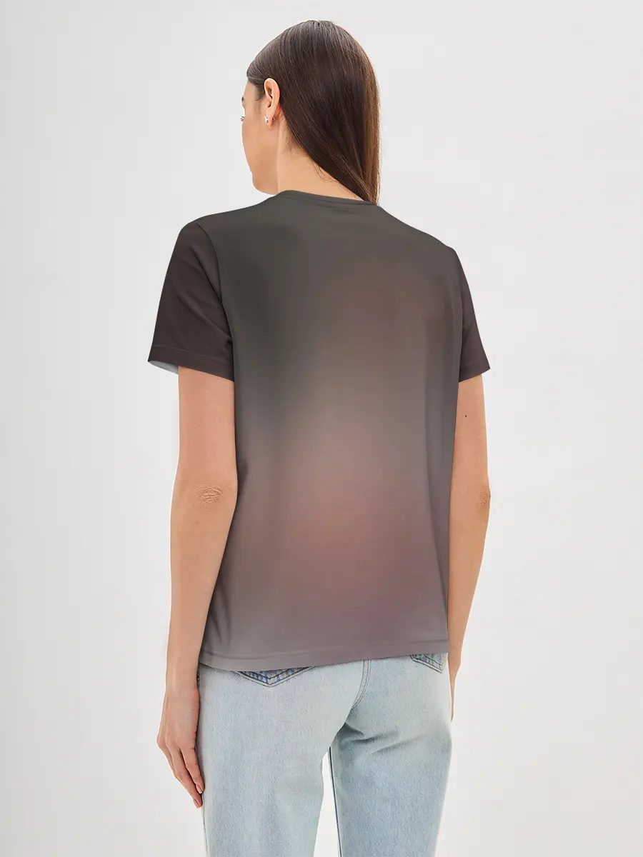 Женская базовая футболка / Jieitai Kanochi nite