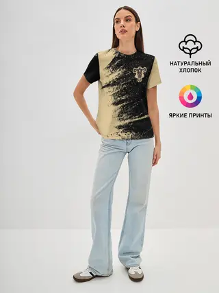 Женская базовая футболка / Black clover bull.