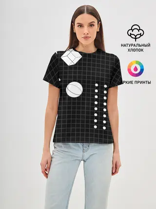 Женская базовая футболка / Черно-белые фигуры 3D
