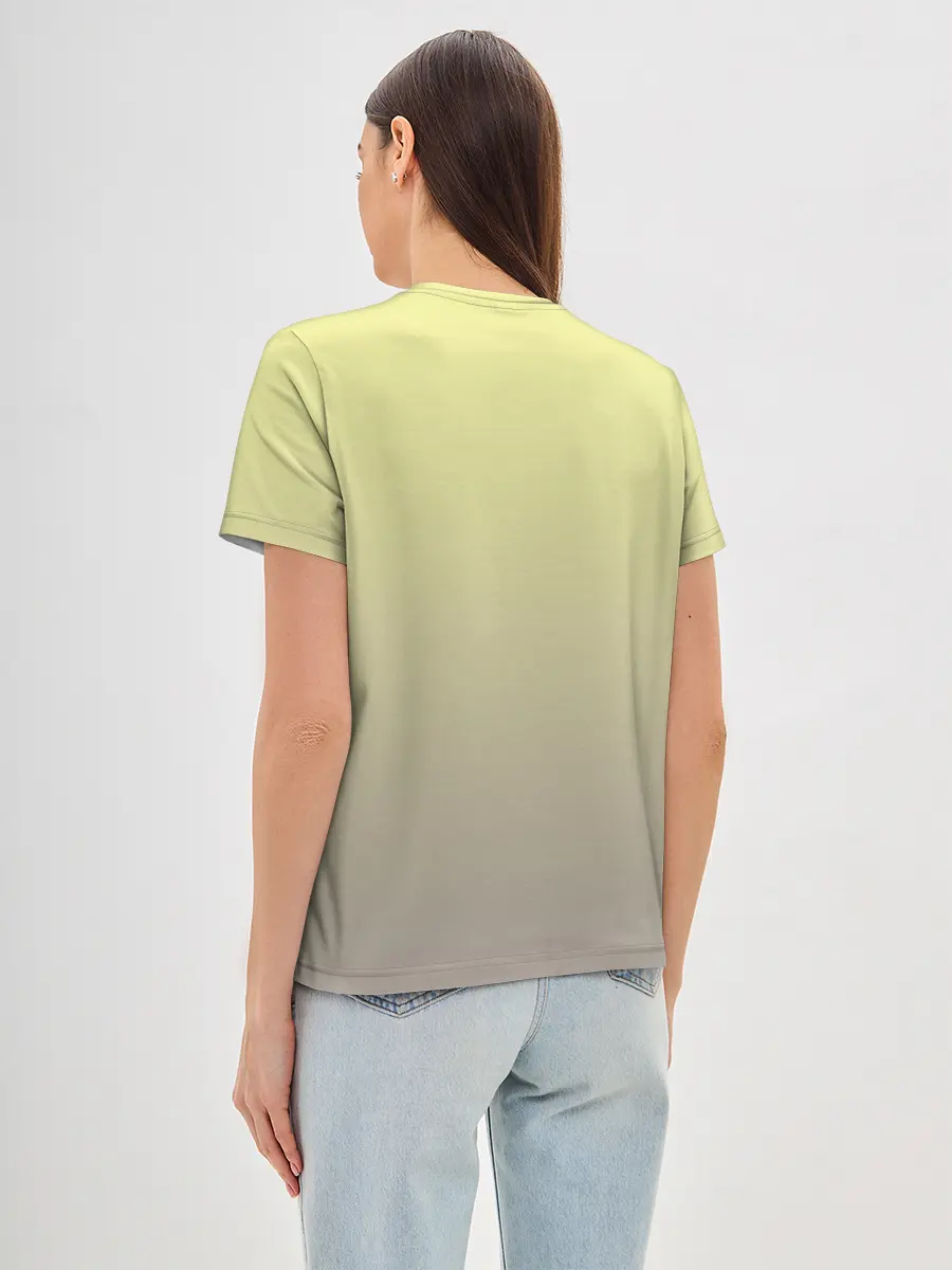 Женская базовая футболка / персидская пушистая кошка