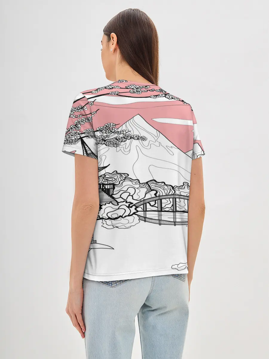 Женская базовая футболка / BTS