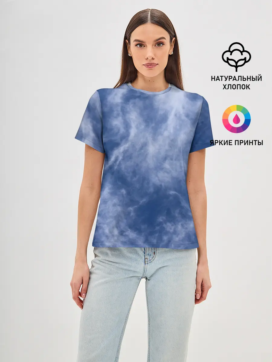 Женская базовая футболка / Облака в небе