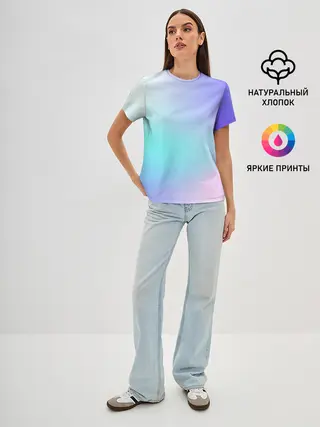 Женская базовая футболка / небесно голубой градиентный