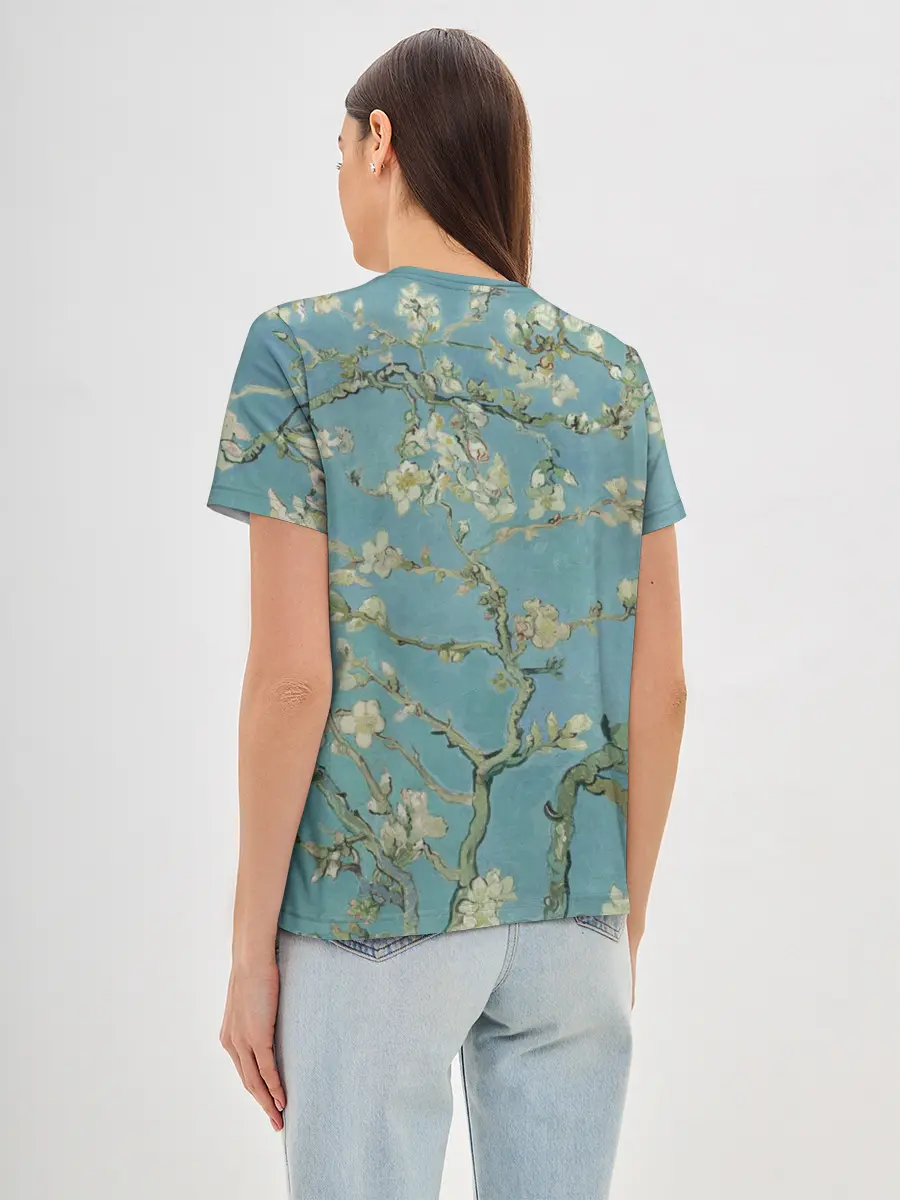 Женская базовая футболка / Ван Гог Цветущие ветки миндаля
