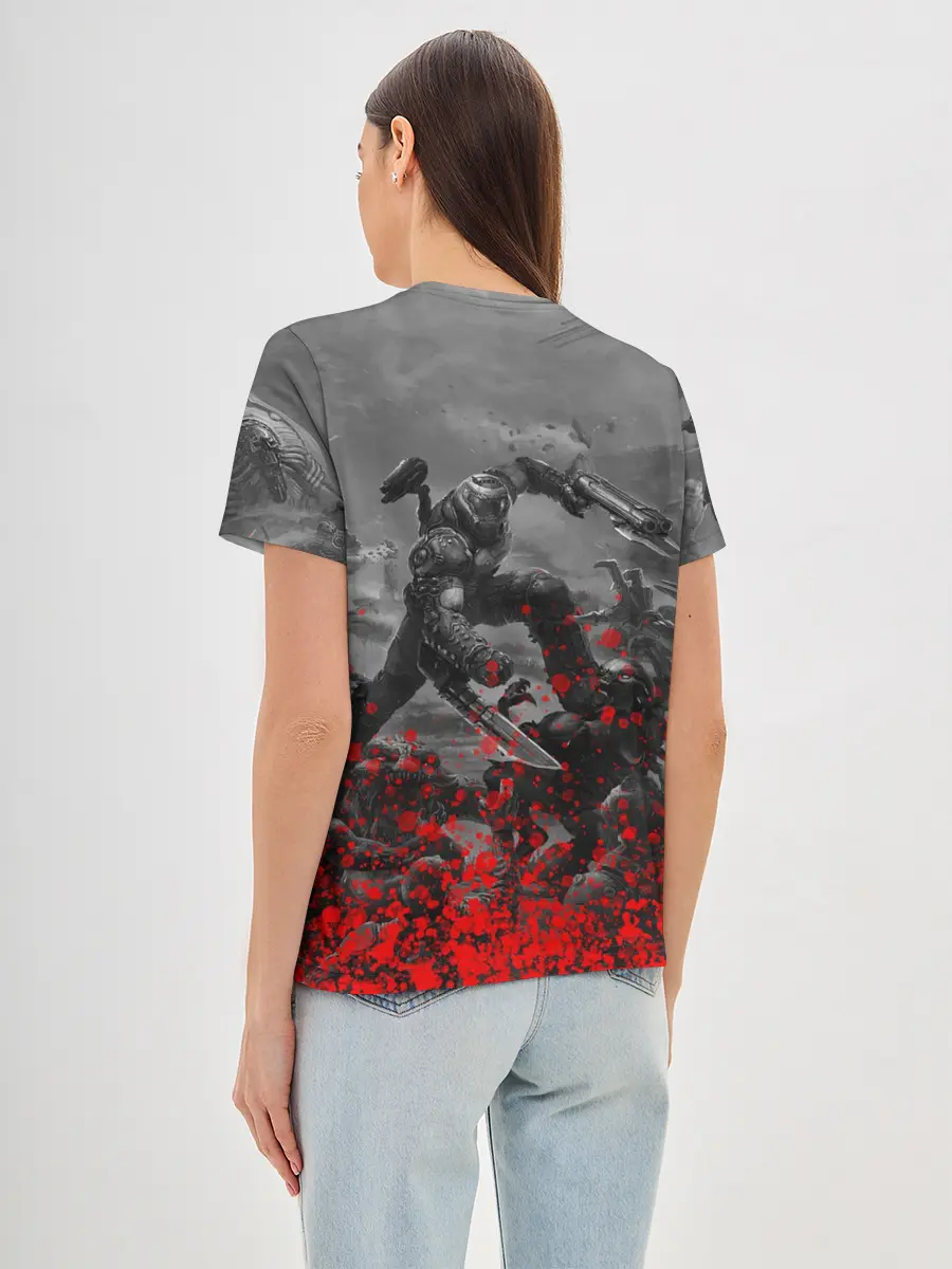 Женская базовая футболка / DOOM