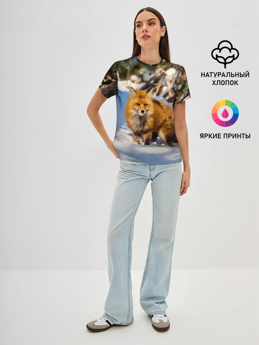 Женская базовая футболка / Лиса в лесу