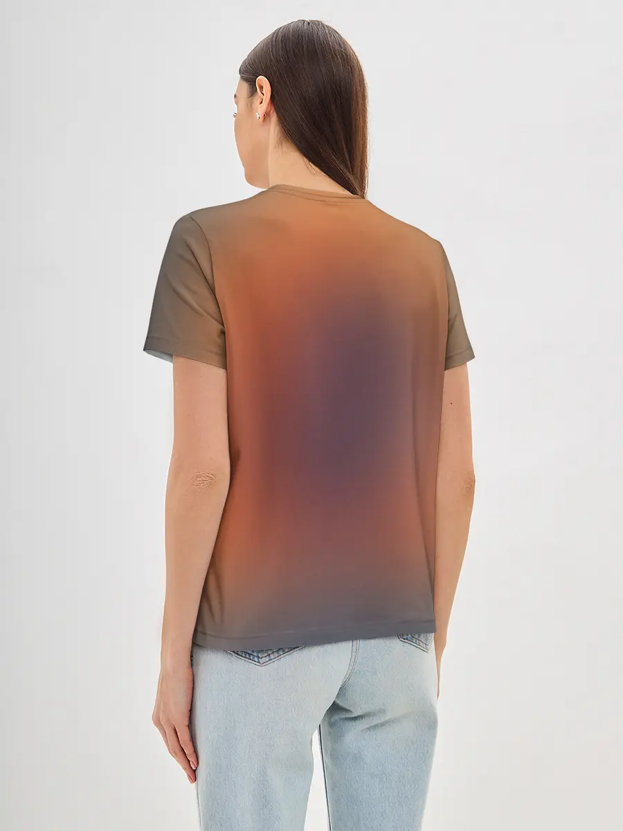 Женская базовая футболка / Люси