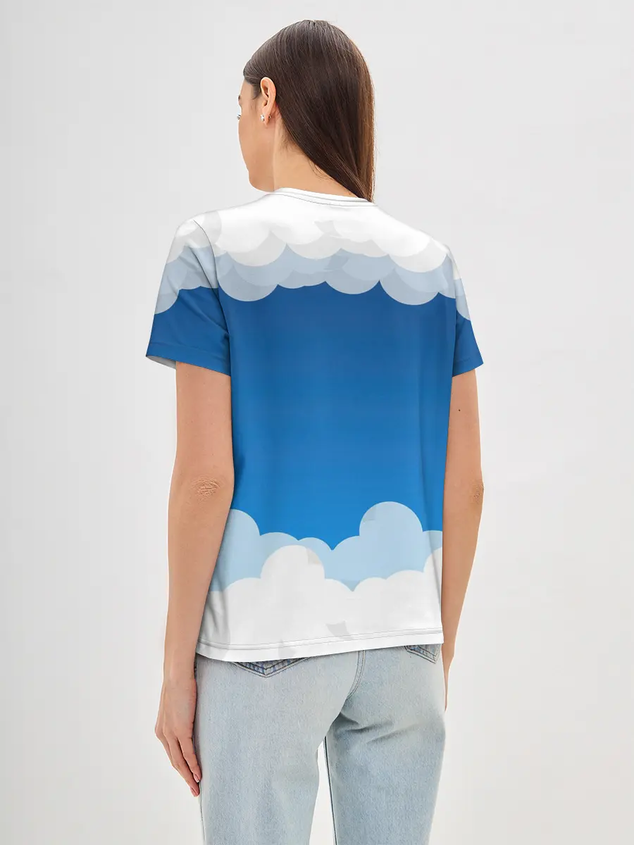 Женская базовая футболка / Полёт в облаках