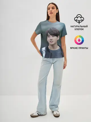 Женская базовая футболка / Корейский Поп