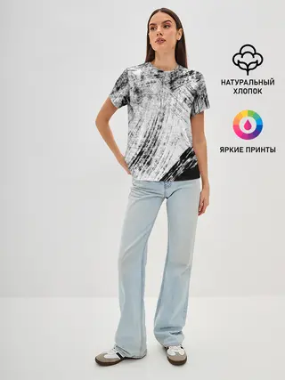 Женская базовая футболка / Серые штрихи