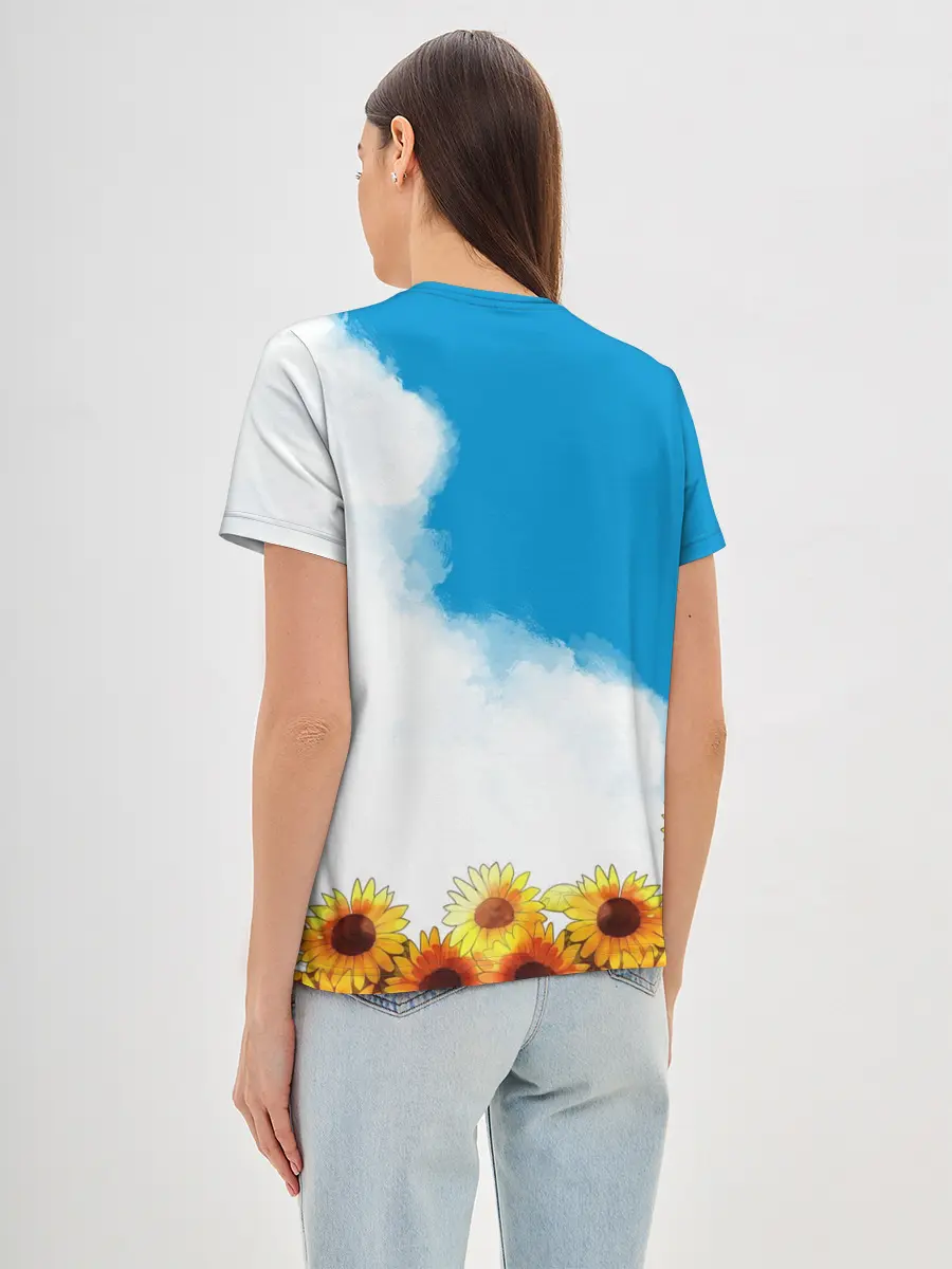 Женская базовая футболка / Саю и Подсолнухи