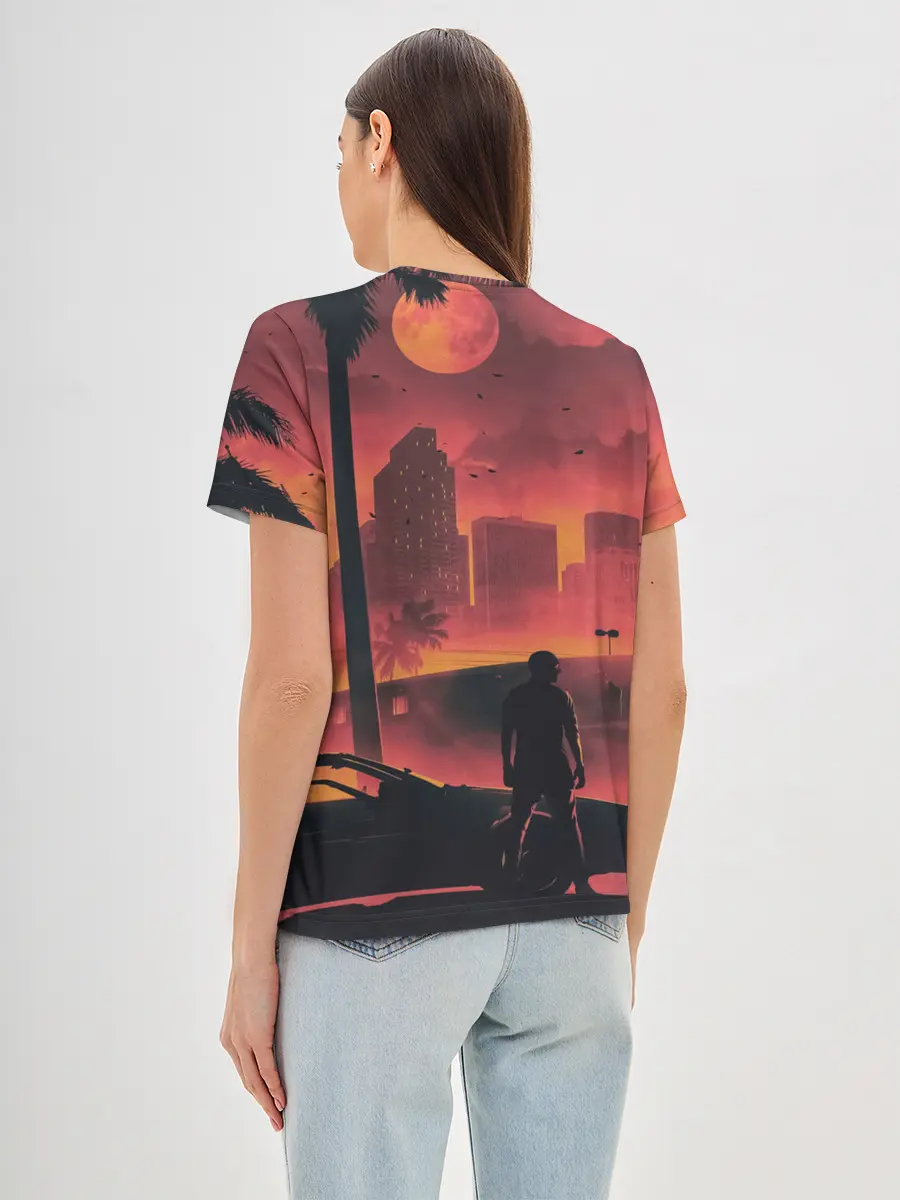 Женская базовая футболка / MY GUN IS MUCH BIGGER THAN YOU