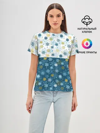 Женская базовая футболка / Падают Снежинки