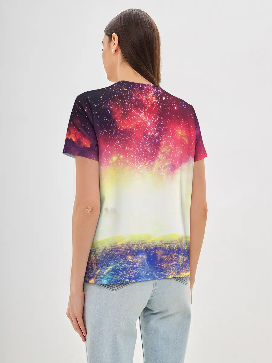 Женская базовая футболка / КОСМИЧЕСКИЙ АРТ