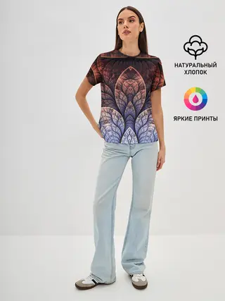 Женская базовая футболка / LOTUS