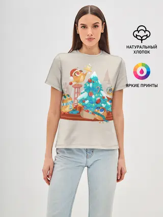 Женская базовая футболка / Зверята празднуют новый год