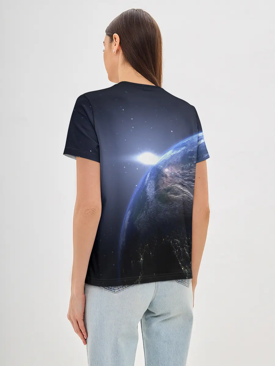 Женская базовая футболка / Earth