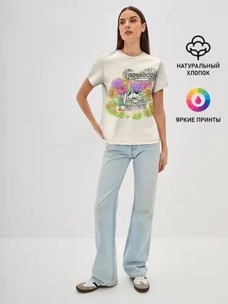 Женская базовая футболка / Chicory: A Colorful Tale