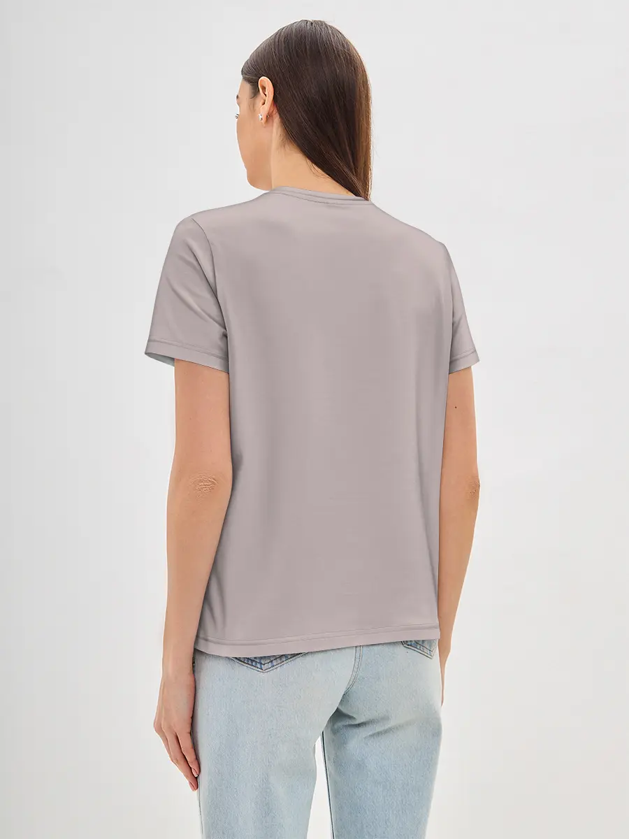 Женская базовая футболка / Аниме-вампир