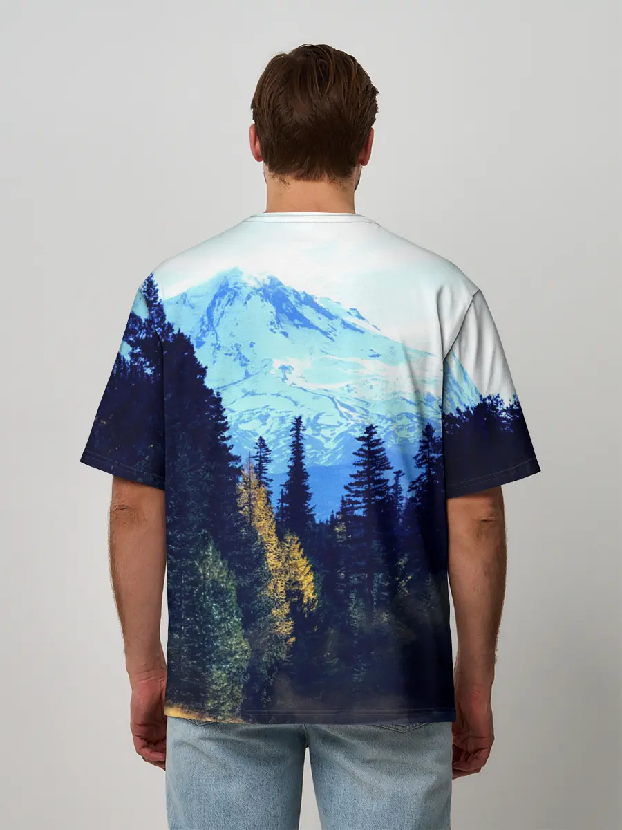 Мужская футболка оверсайз / лес