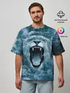 Мужская футболка оверсайз / Львица в бушующих волнах