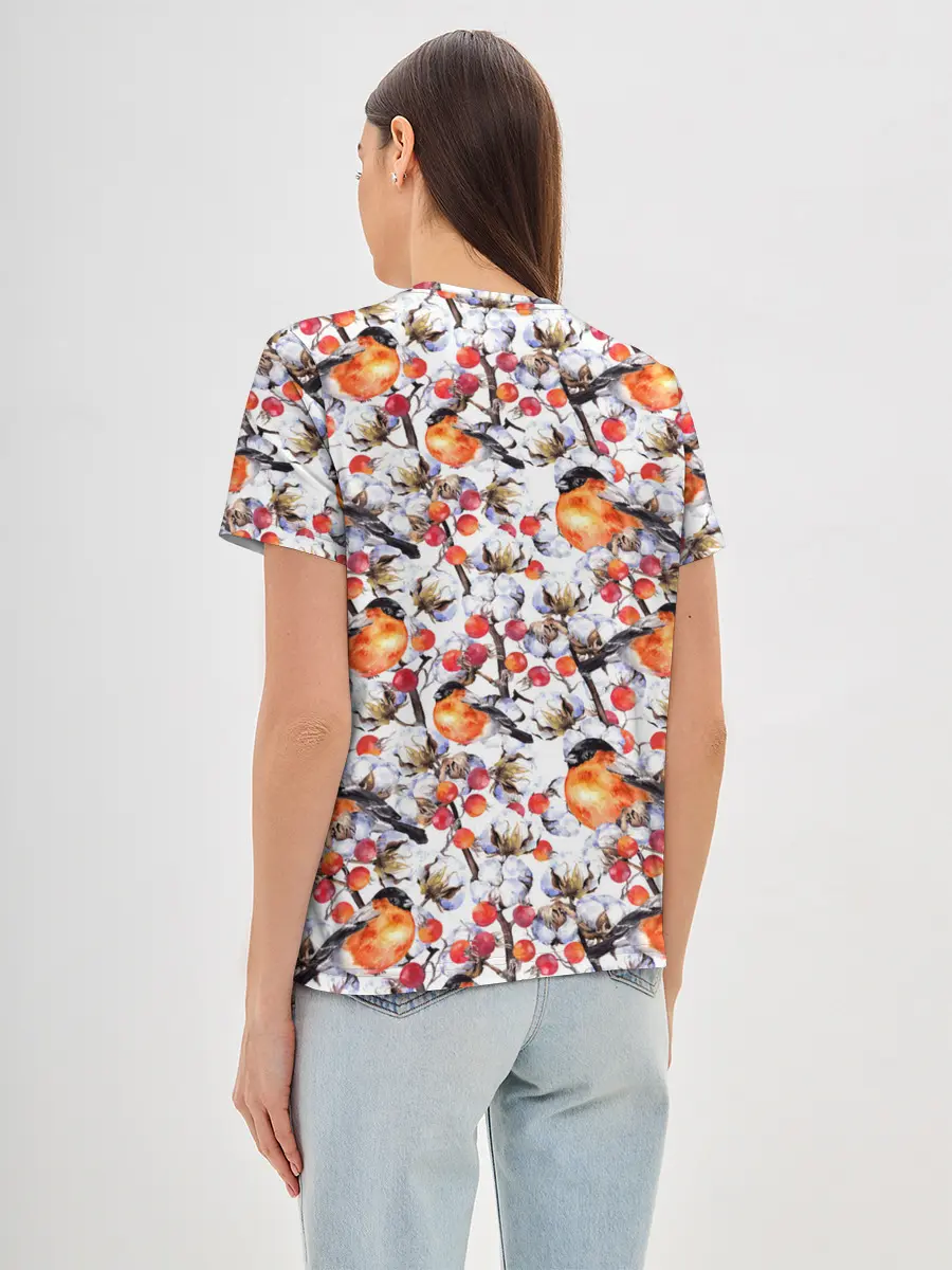 Женская базовая футболка / Снегири