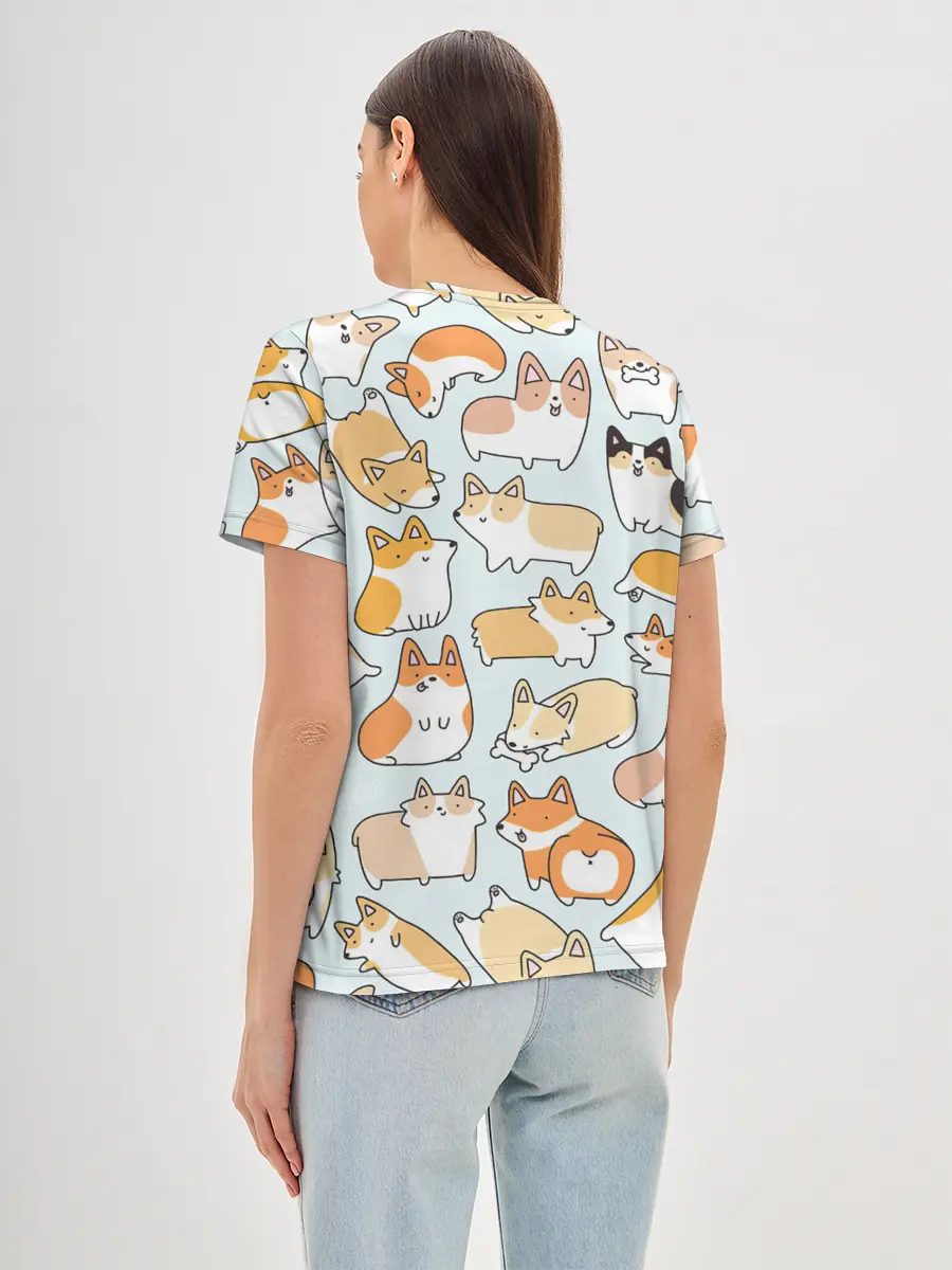 Женская базовая футболка / Стая корги