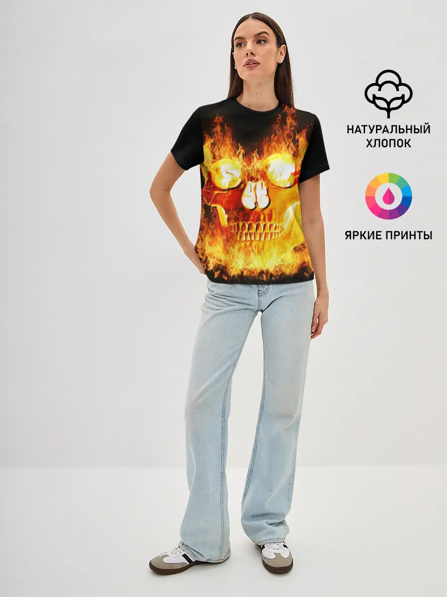 Женская базовая футболка / Огненный череп